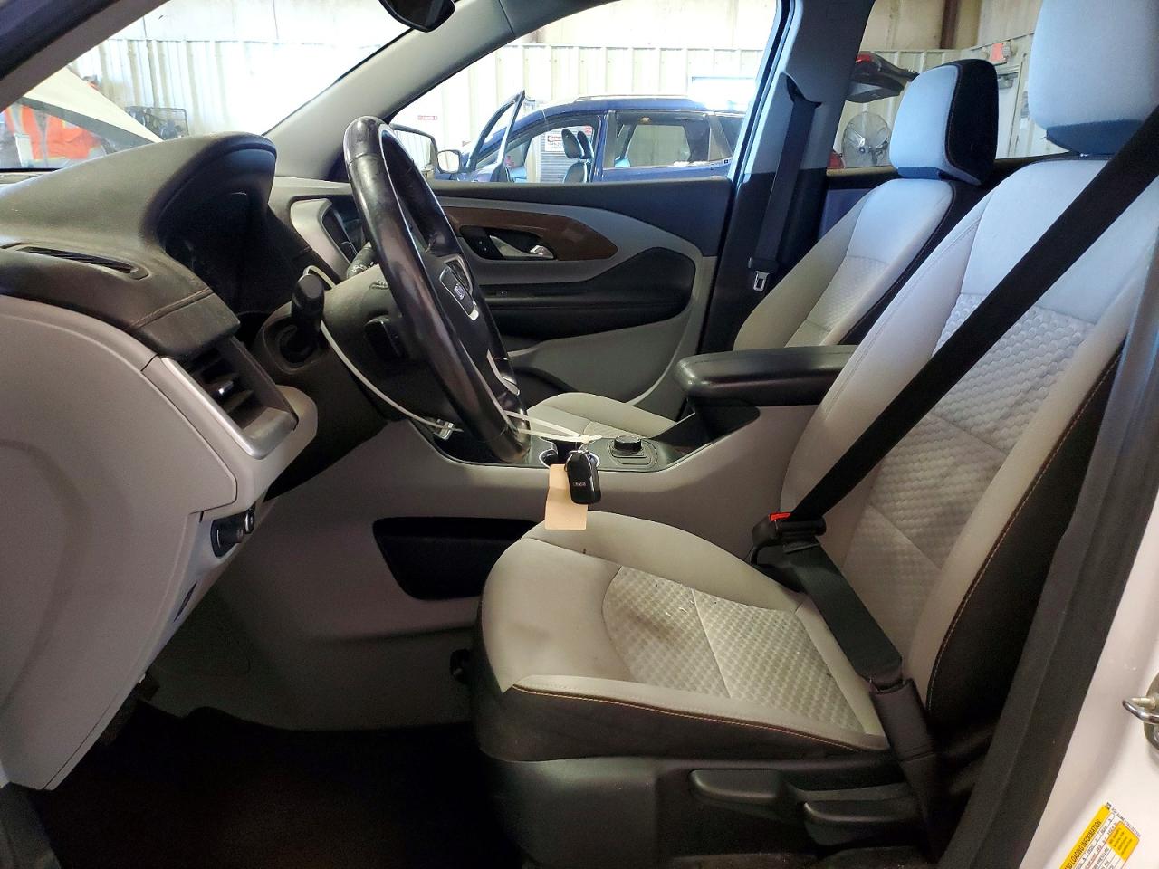 2019 GMC TERRAIN SLE photo 7