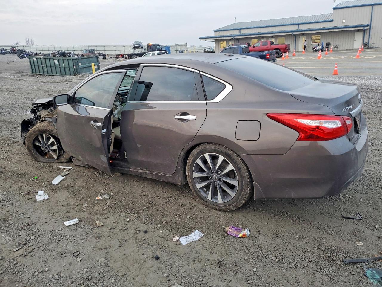 2016 NISSAN ALTIMA 2.5 photo 2