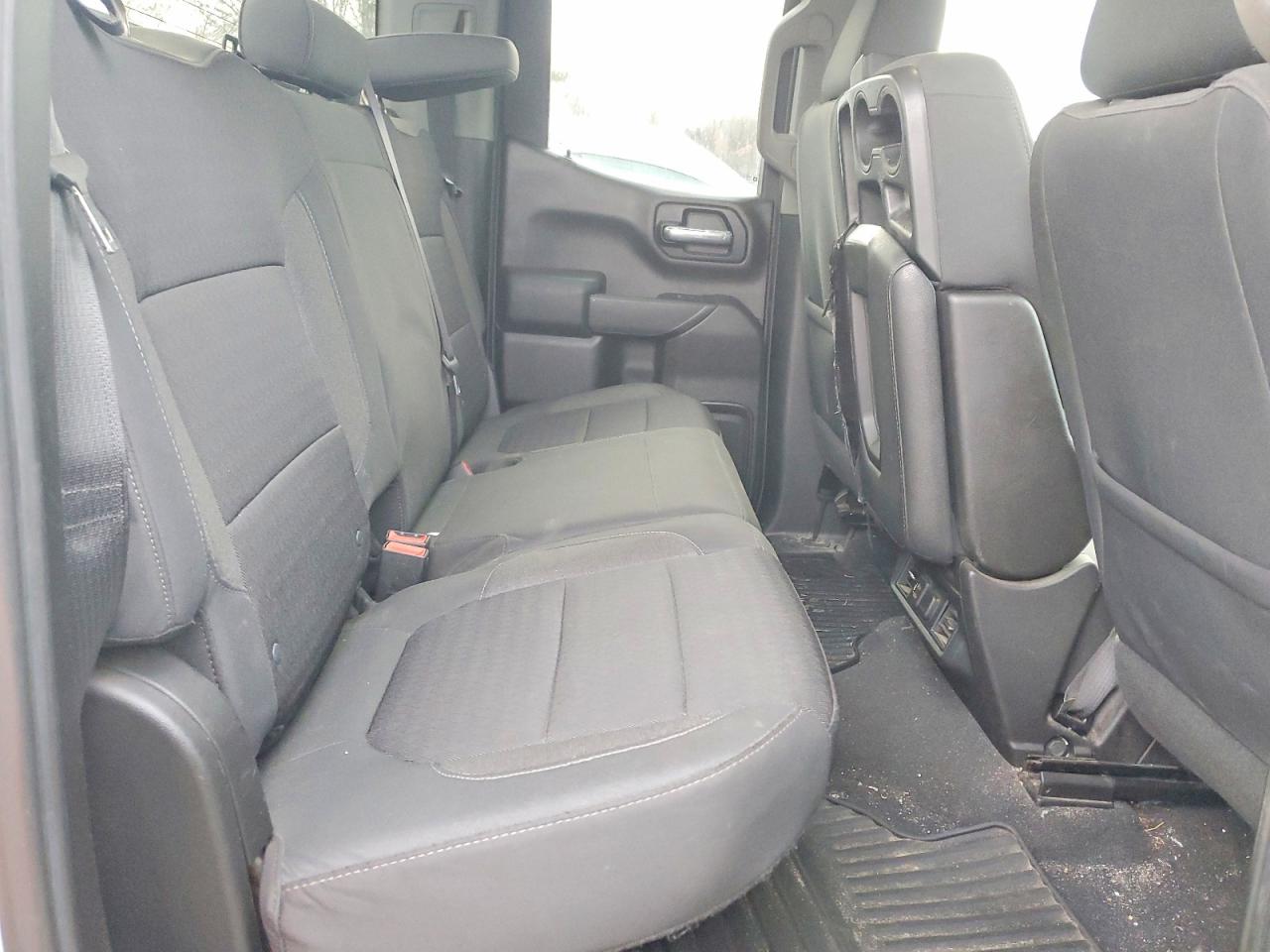 2019 CHEVROLET SILVERADO K1500 LT photo 10