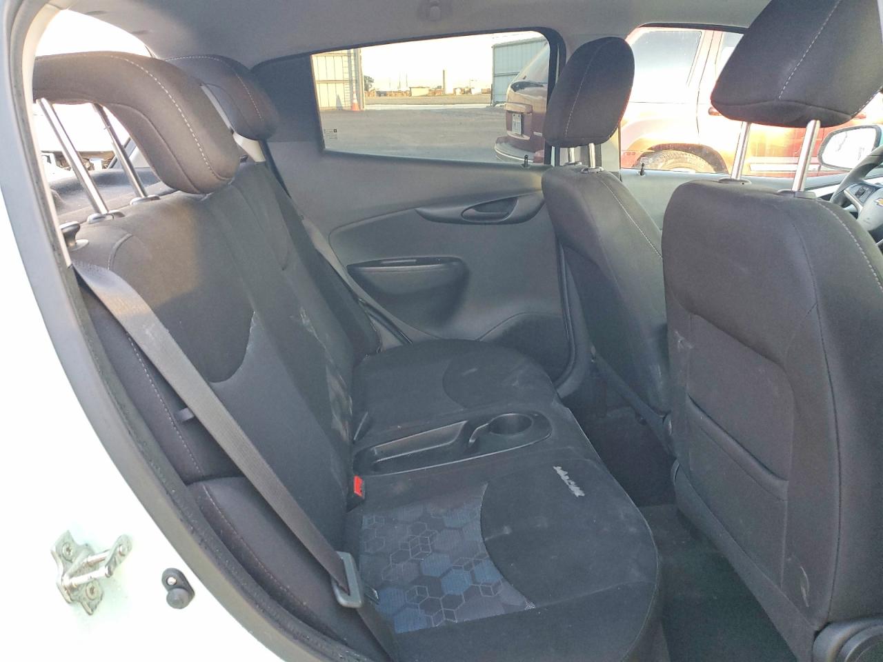2017 CHEVROLET SPARK 1LT photo 11
