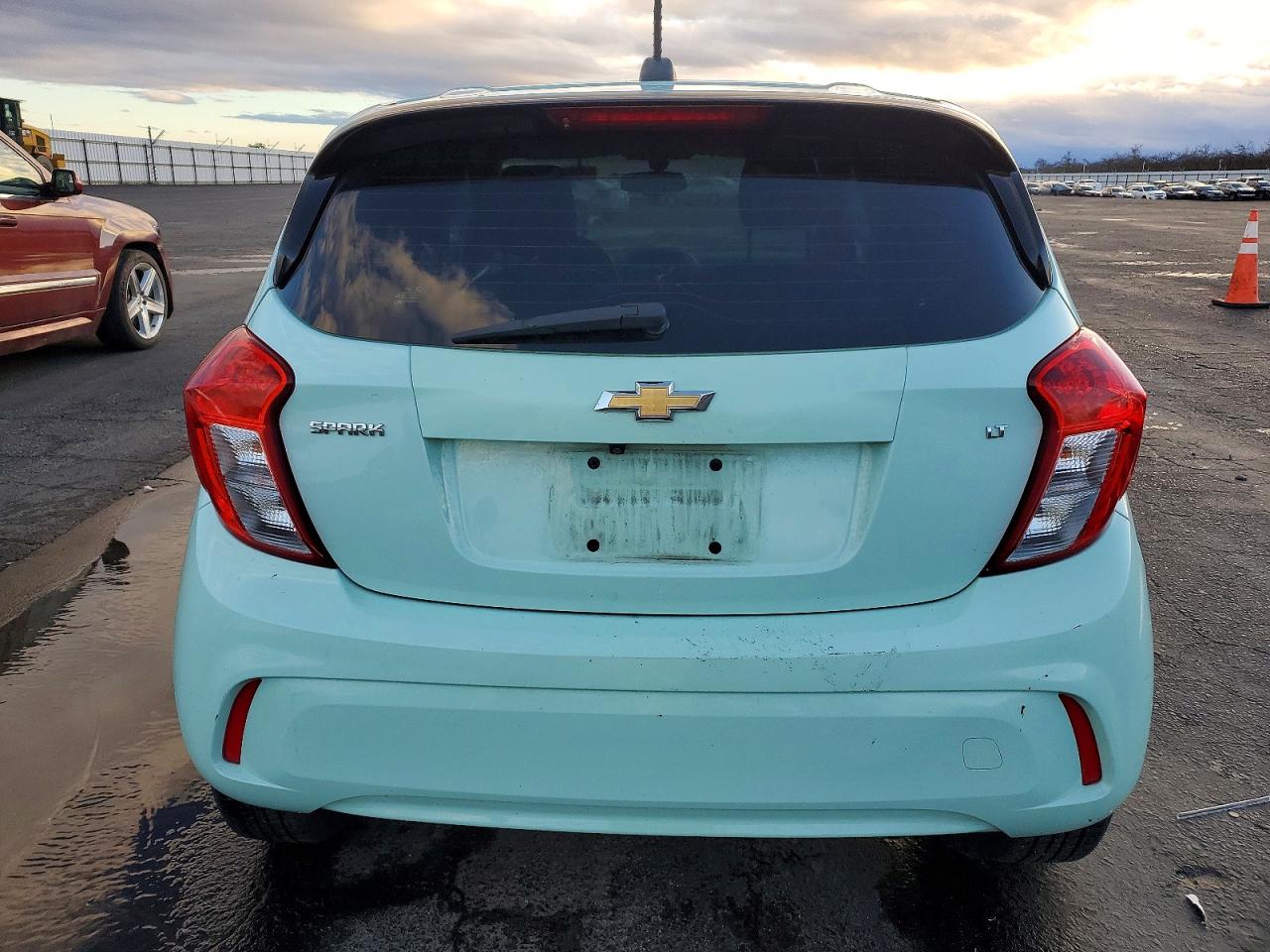 2017 CHEVROLET SPARK 1LT photo 6