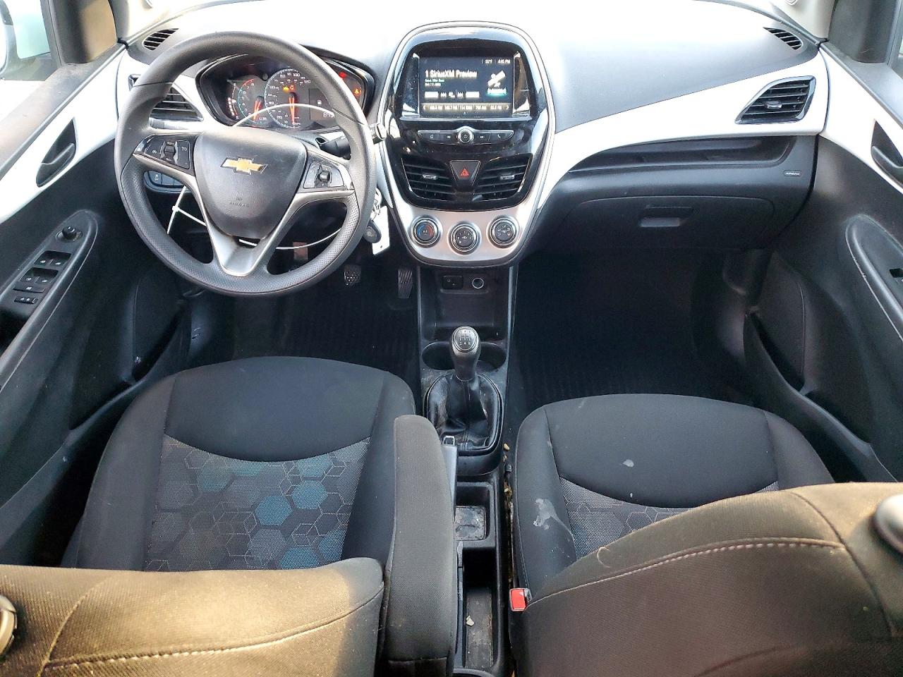 2017 CHEVROLET SPARK 1LT photo 8