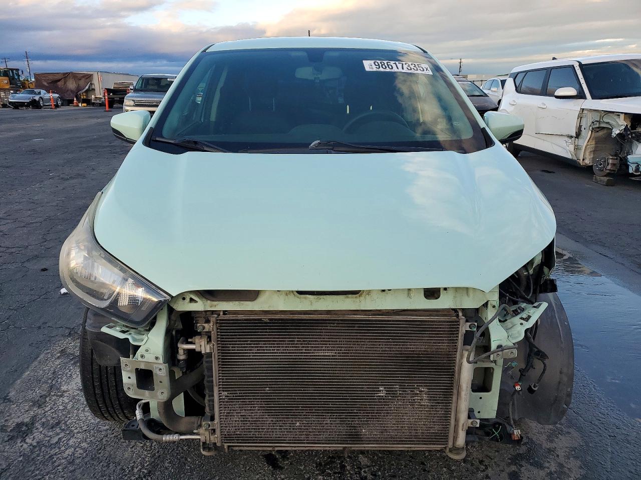 2017 CHEVROLET SPARK 1LT photo 5