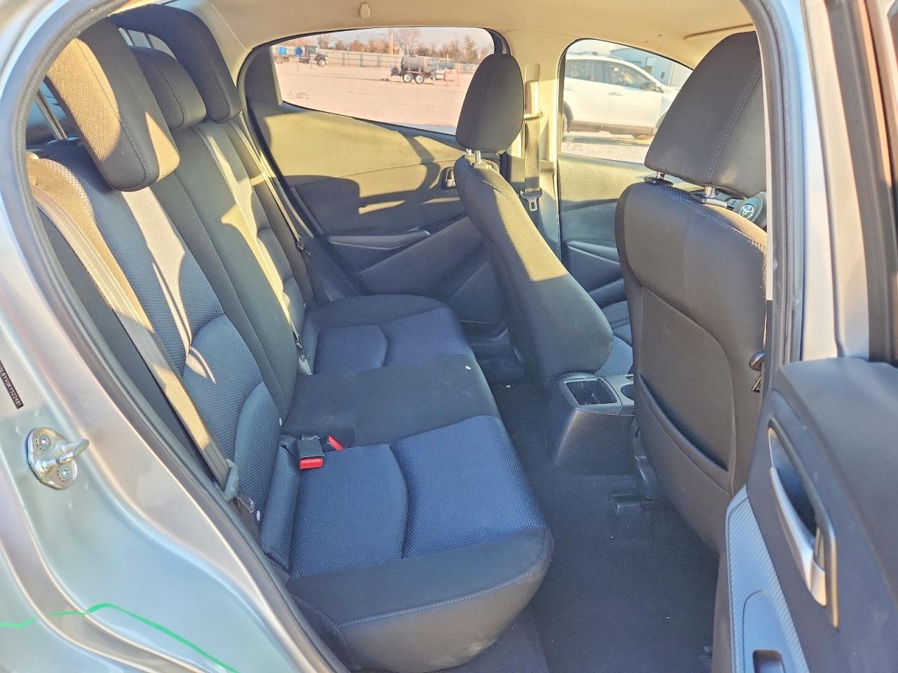 2019 TOYOTA YARIS L photo 10
