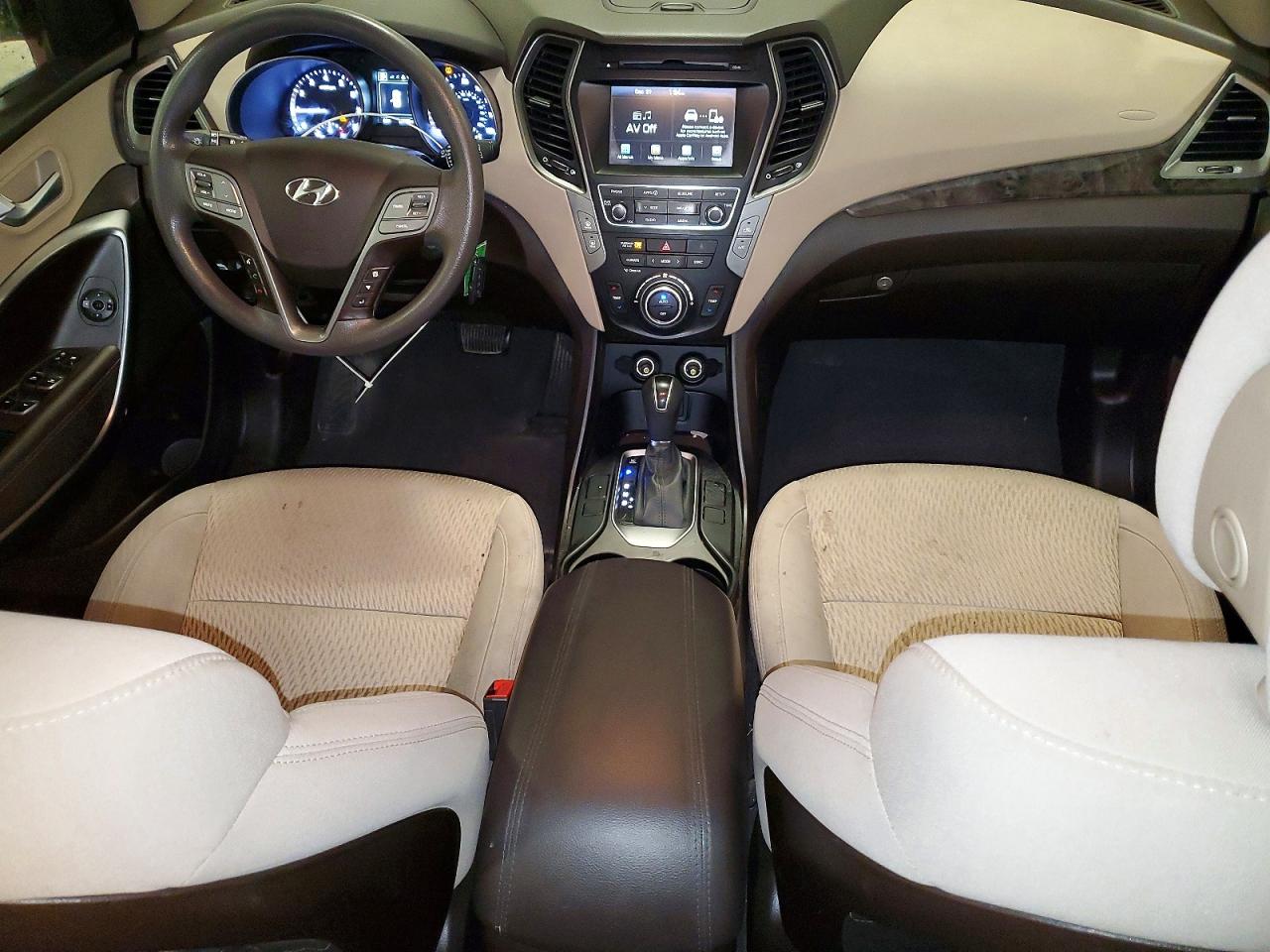 2017 HYUNDAI SANTA FE SPORT photo 8