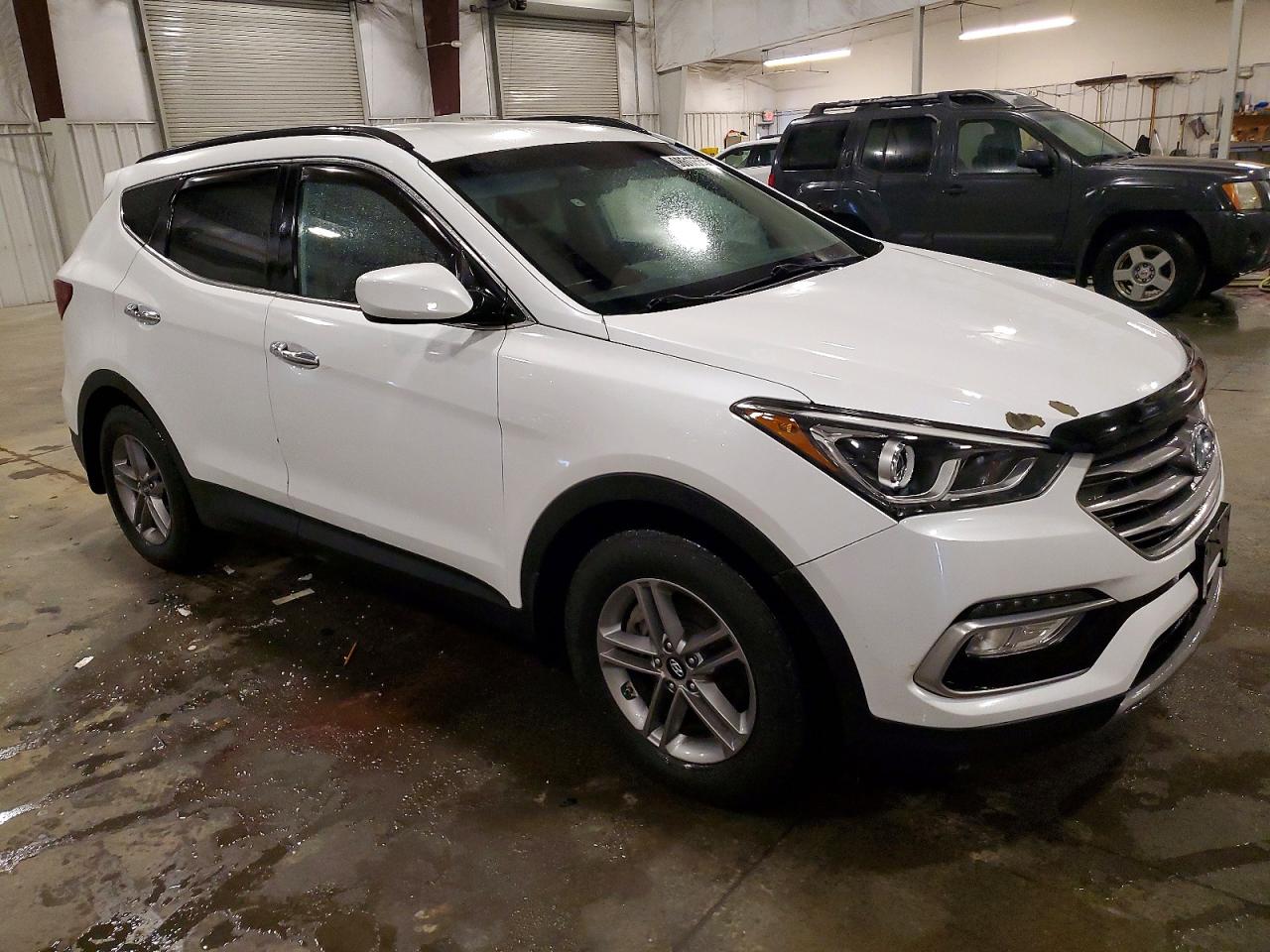 2017 HYUNDAI SANTA FE SPORT photo 4