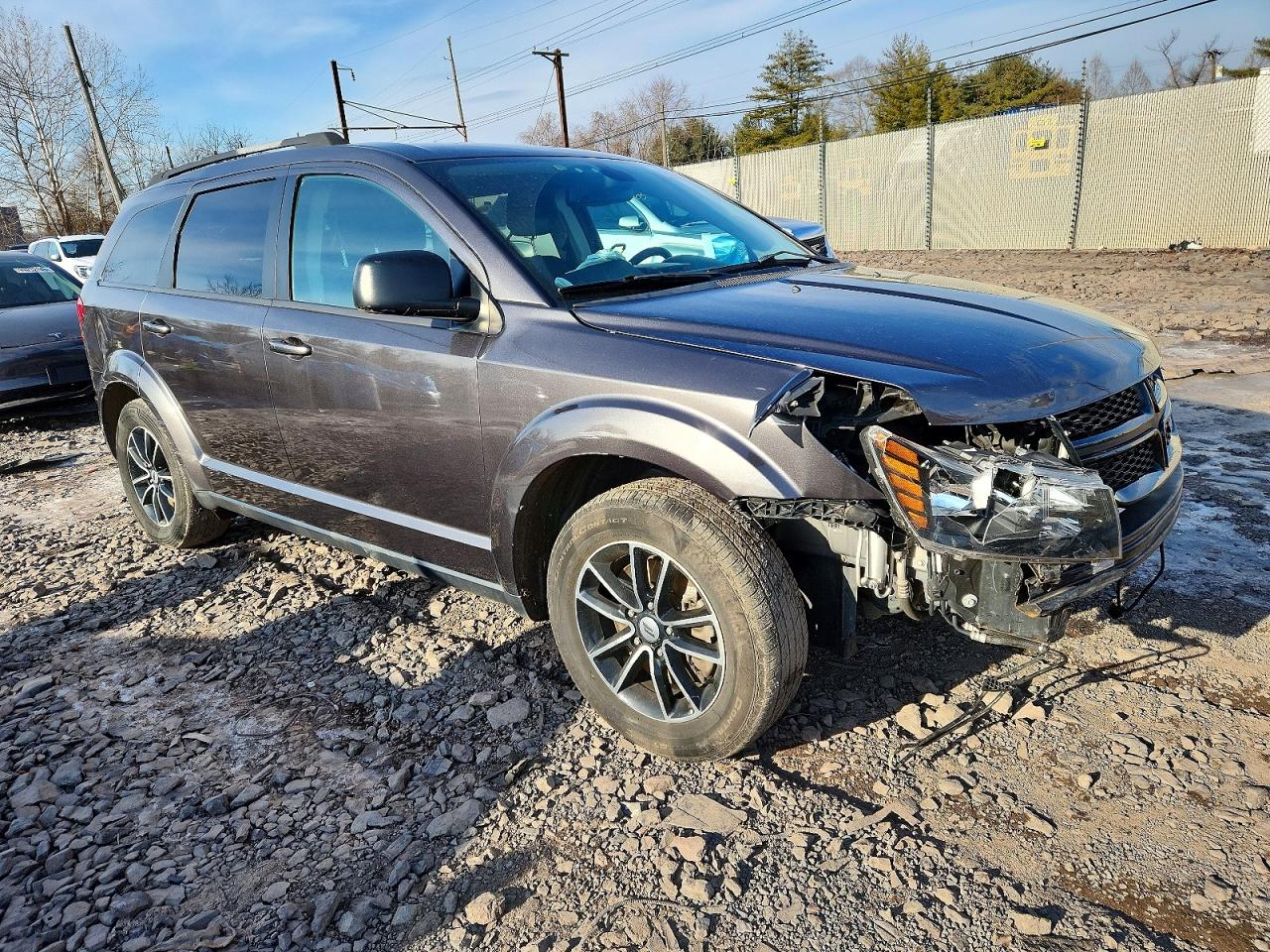2018 DODGE JOURNEY SE photo 4