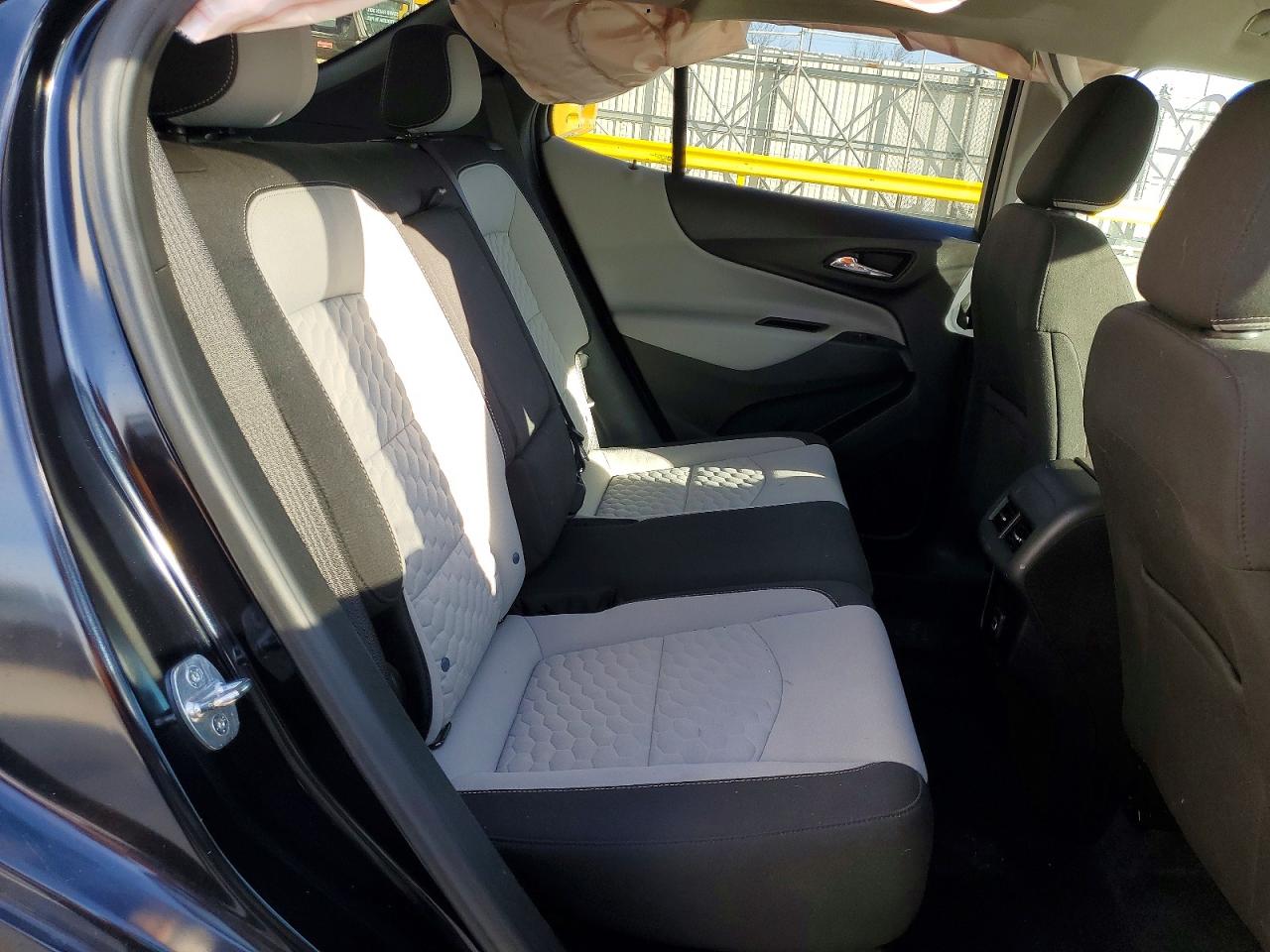 2021 CHEVROLET EQUINOX LT photo 11