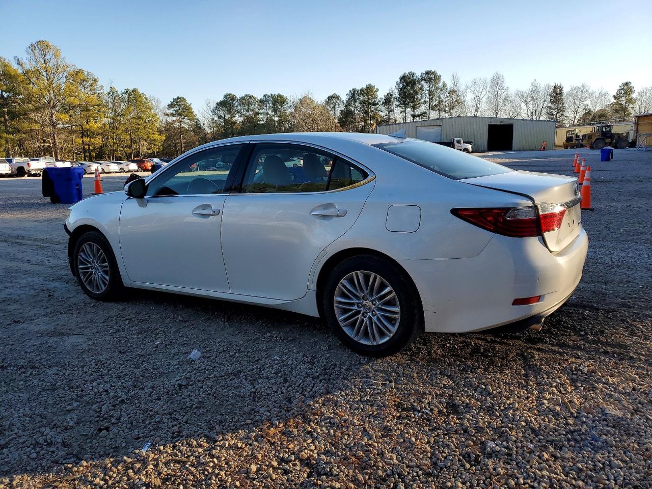 2013 LEXUS ES 350 photo 2