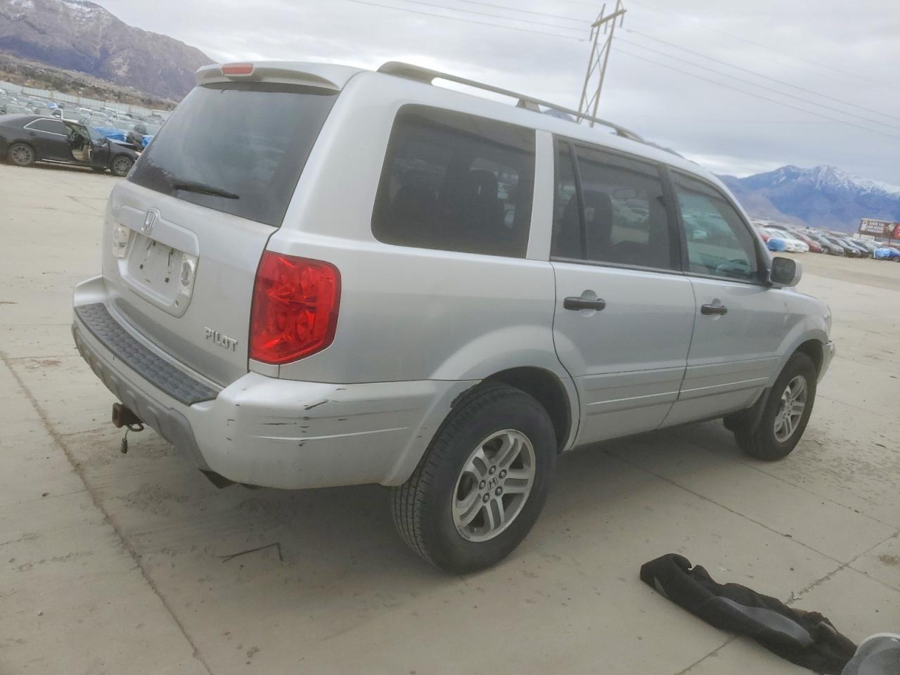2005 HONDA PILOT EXL photo 3