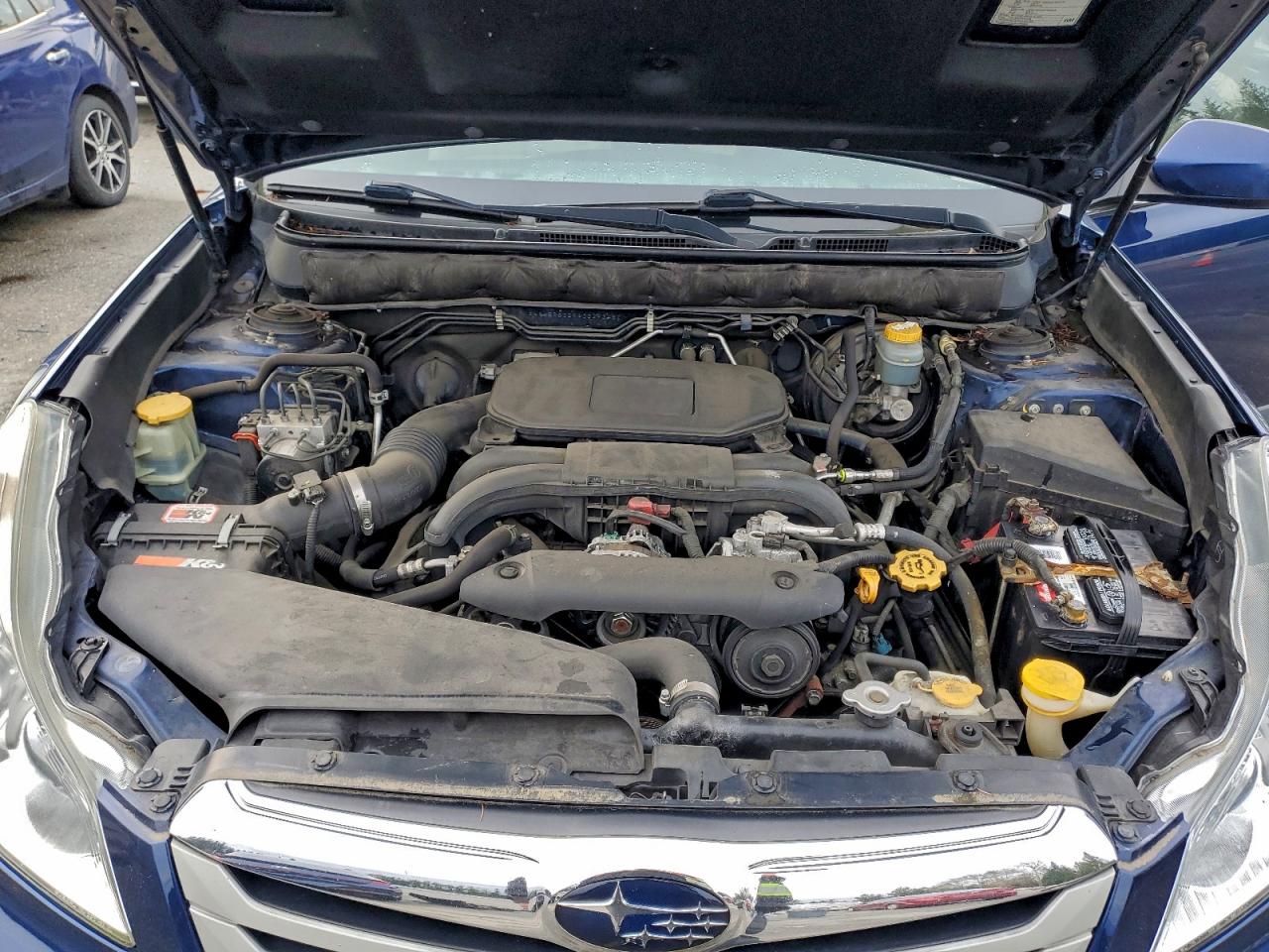 2010 SUBARU OUTBACK 2.5I PREMIUM photo 12