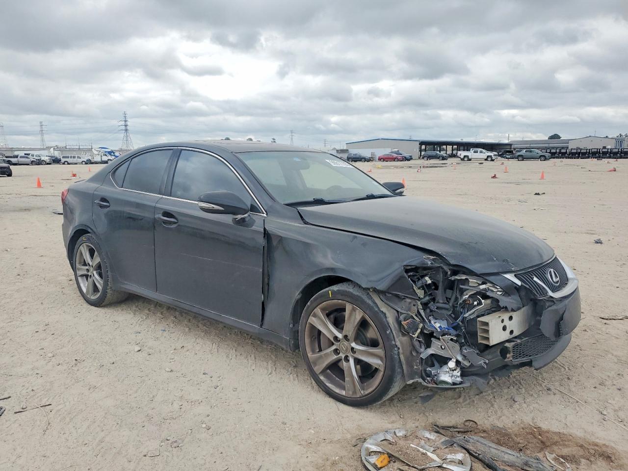 2009 LEXUS IS 350 photo 4