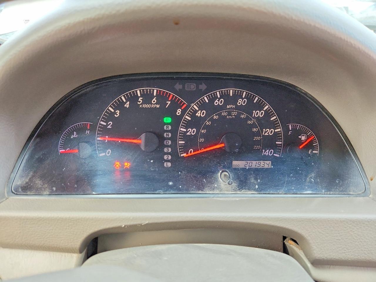 2005 TOYOTA CAMRY LE photo 9