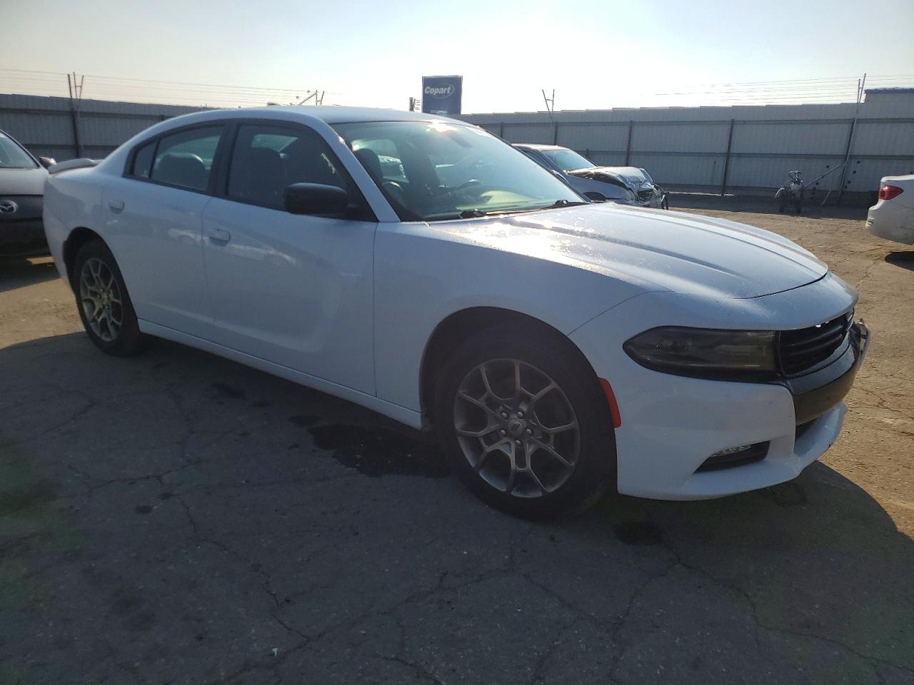 2017 DODGE CHARGER SXT photo 4