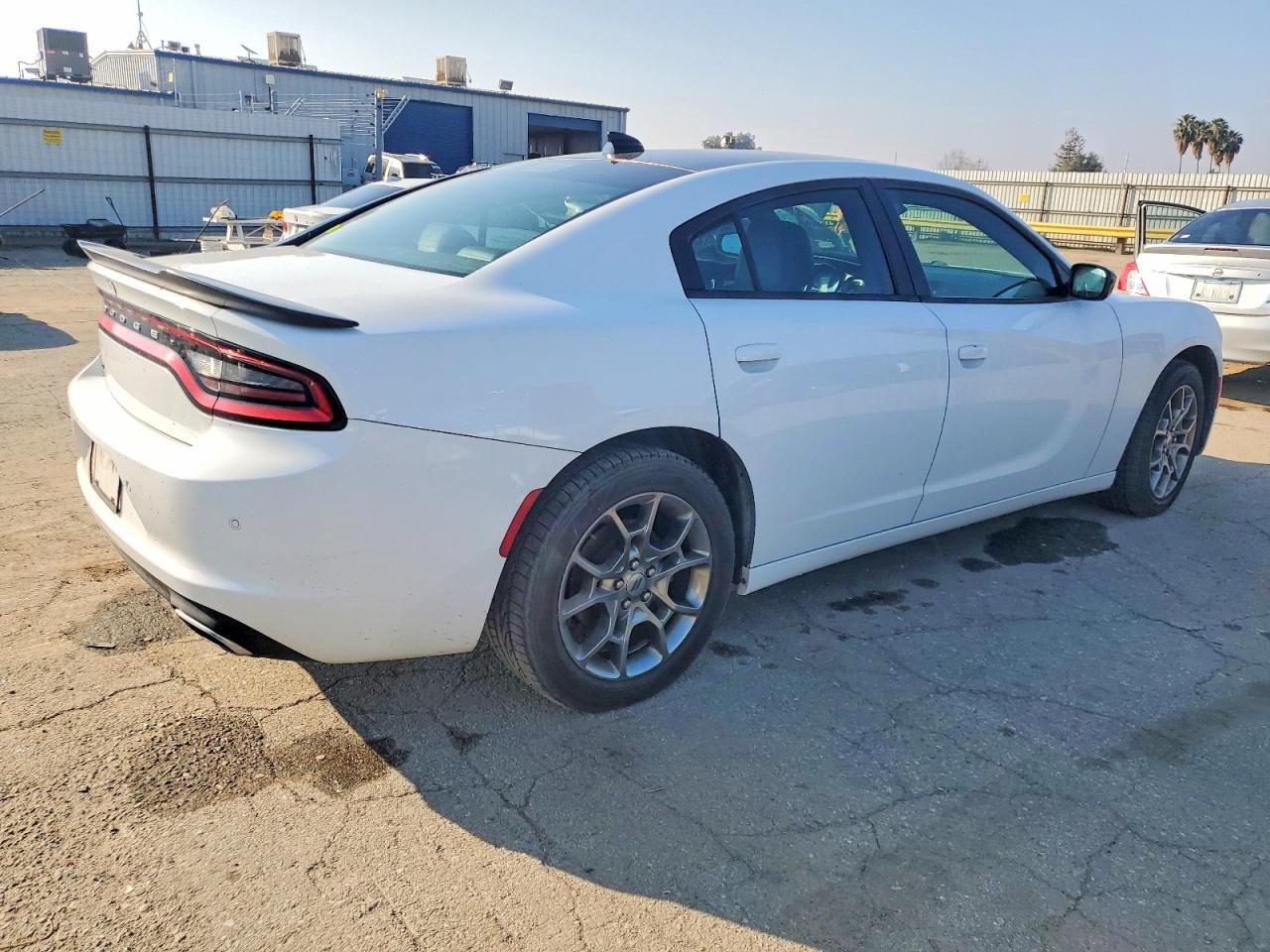 2017 DODGE CHARGER SXT photo 3
