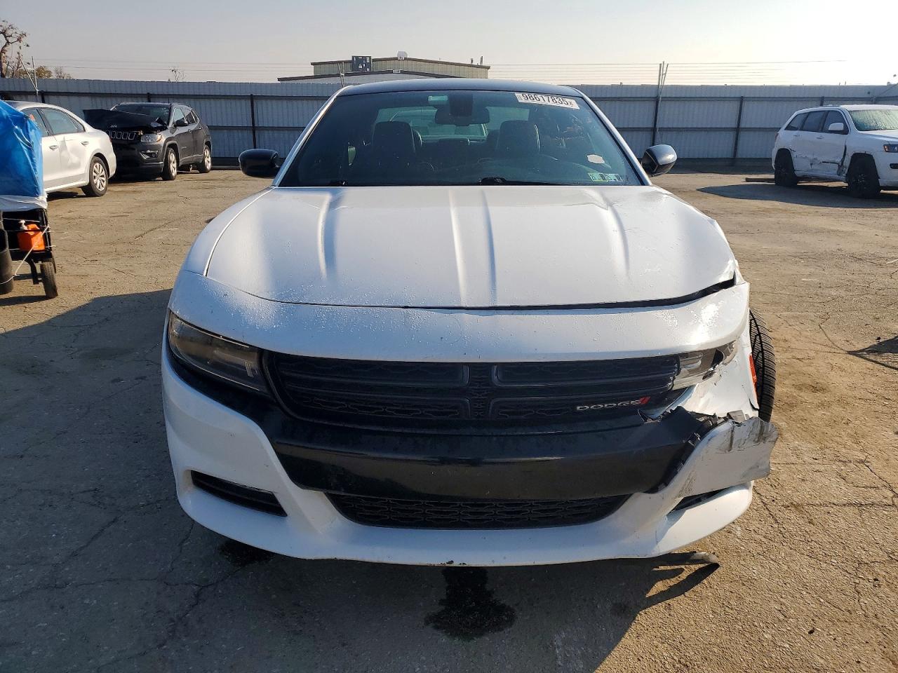 2017 DODGE CHARGER SXT photo 5