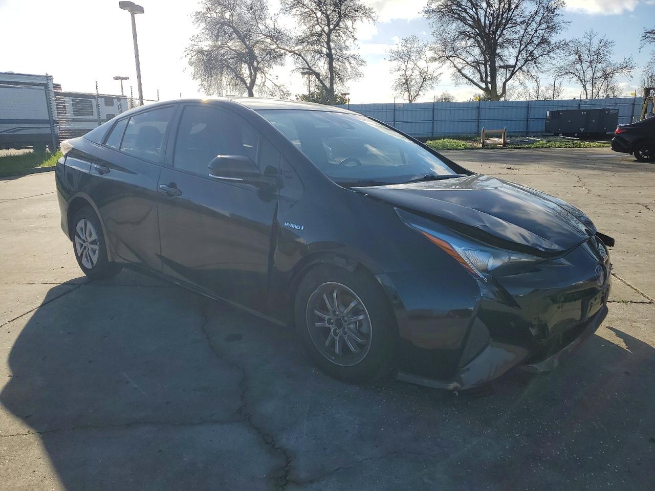 2018 TOYOTA PRIUS photo 4