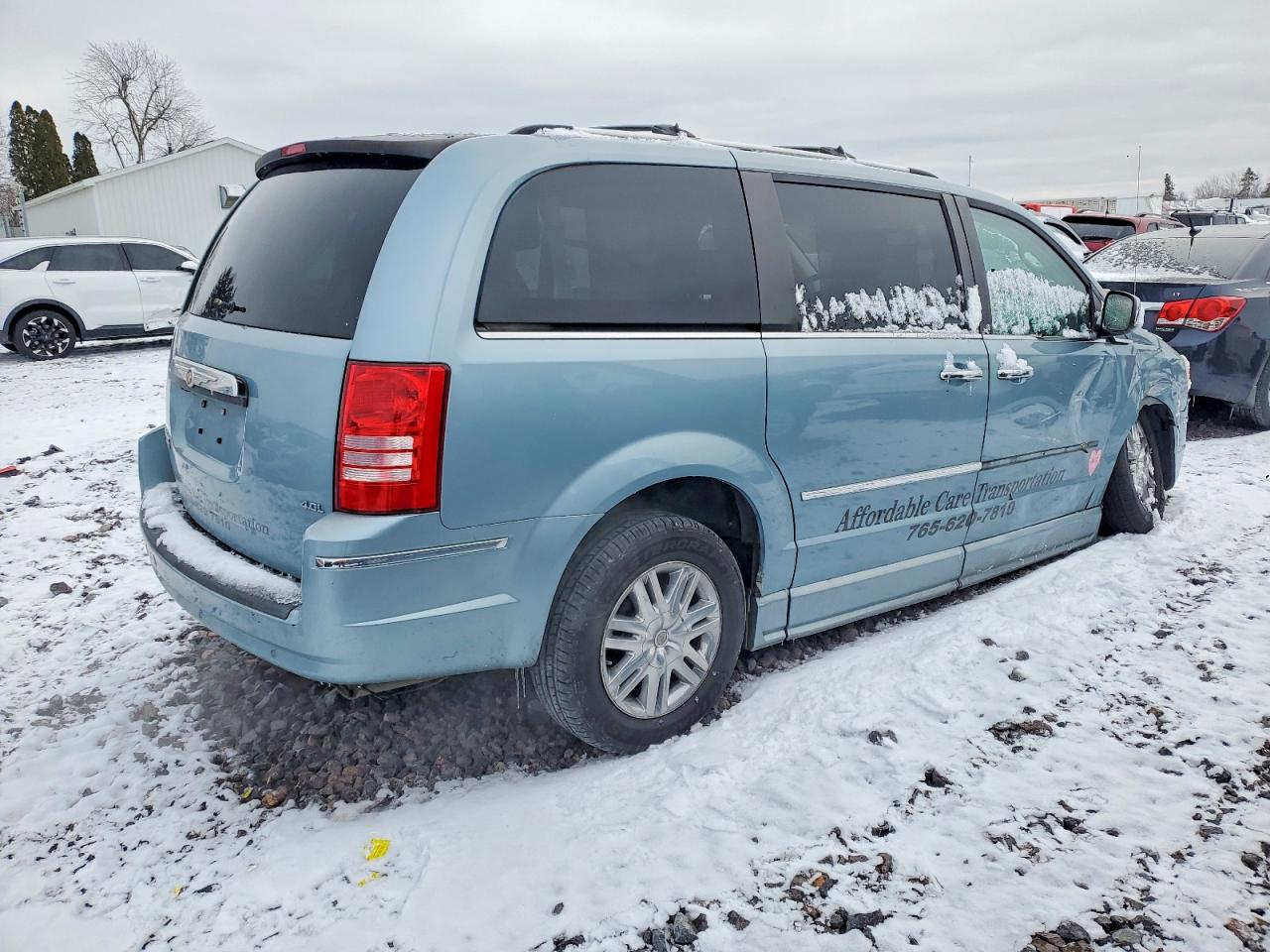 2008 CHRYSLER TOWN & COUNTRY LIMITED photo 3