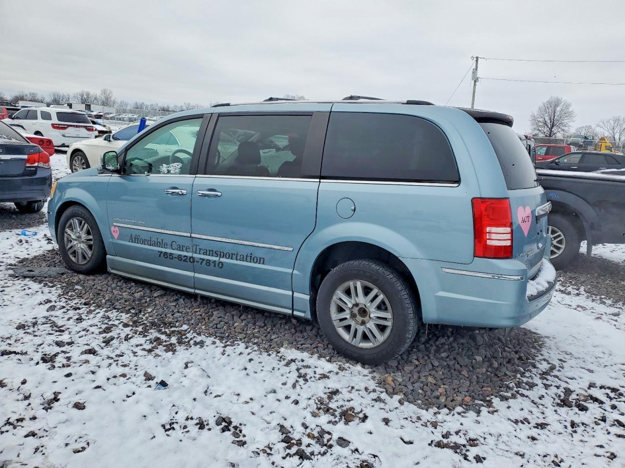 2008 CHRYSLER TOWN & COUNTRY LIMITED photo 2
