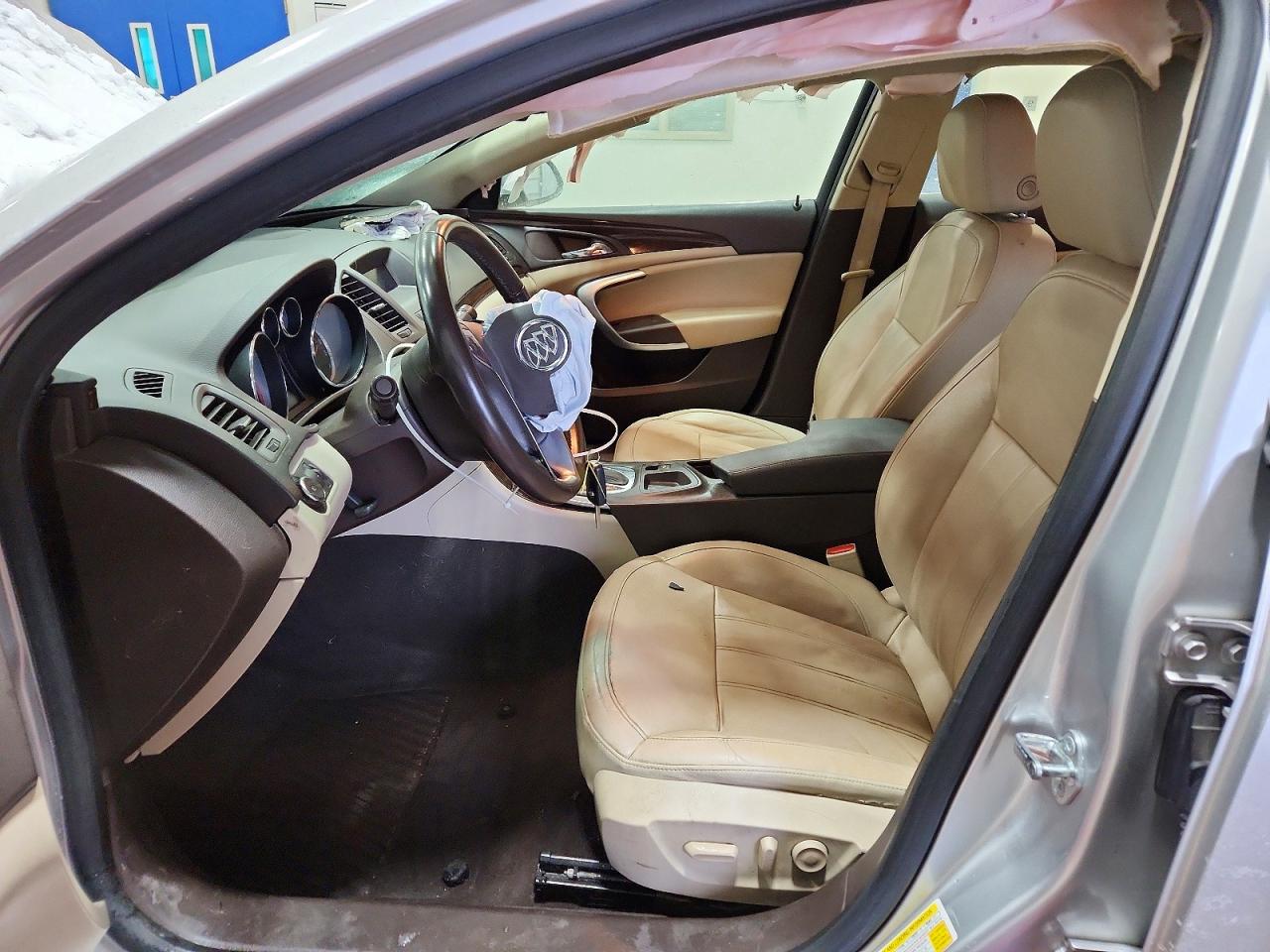 2011 BUICK REGAL CXL photo 13