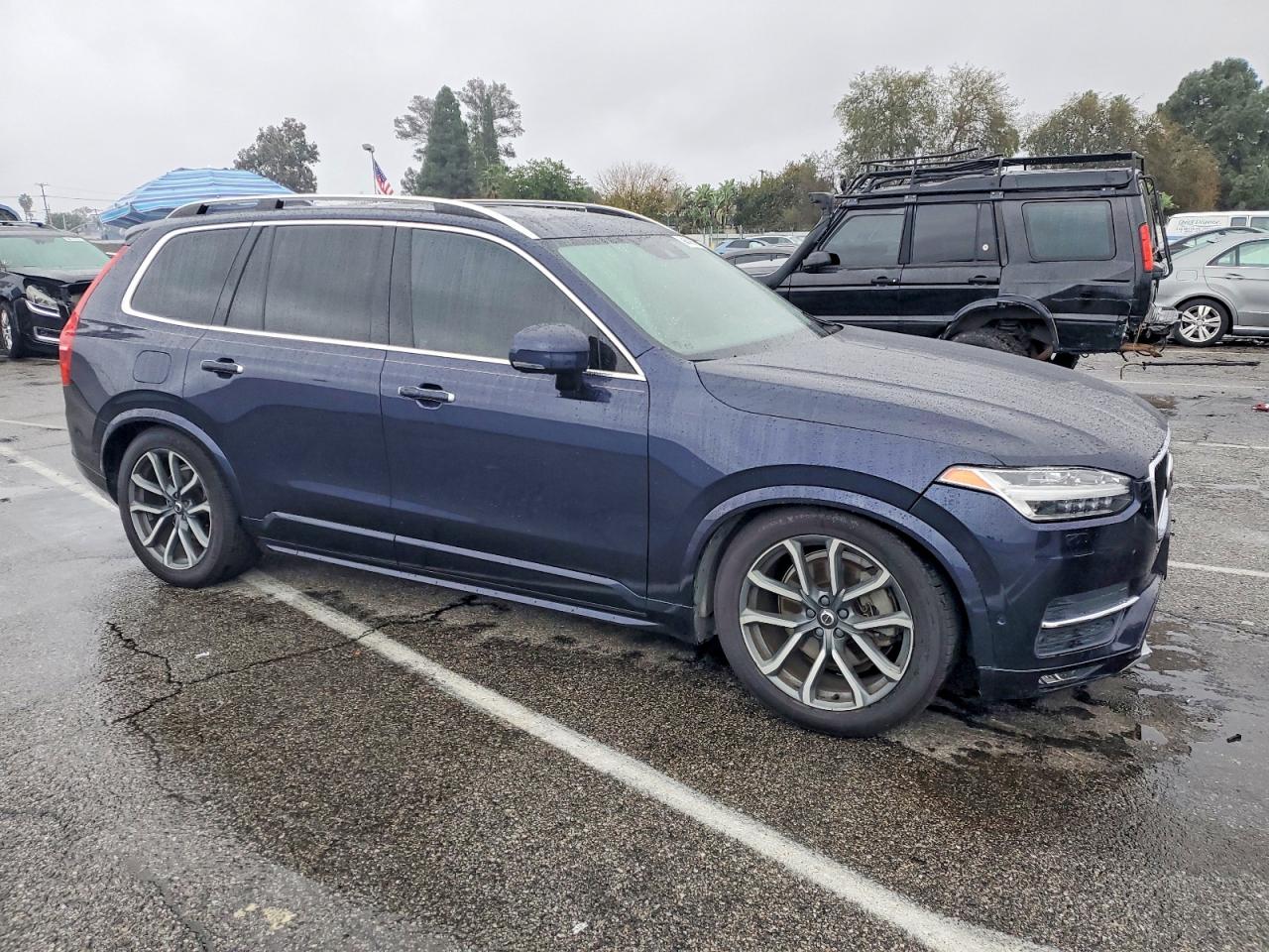 2019 VOLVO XC90 T6 MOMENTUM photo 4