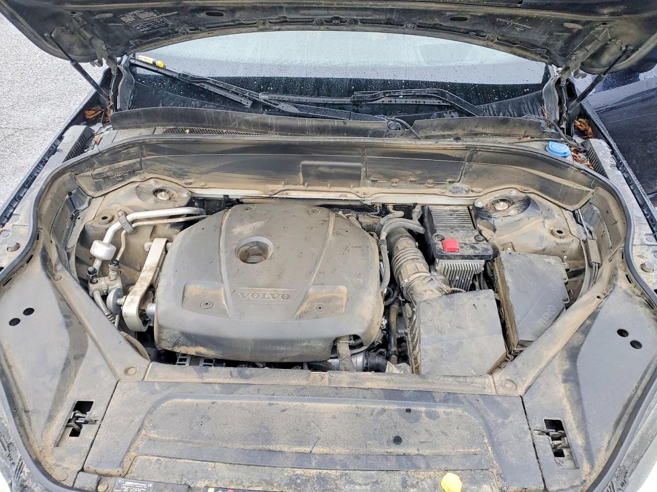 2019 VOLVO XC90 T6 MOMENTUM photo 12