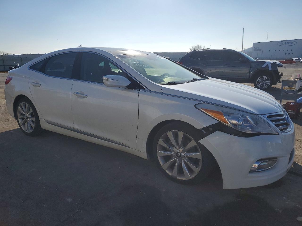 2013 HYUNDAI AZERA GLS photo 4