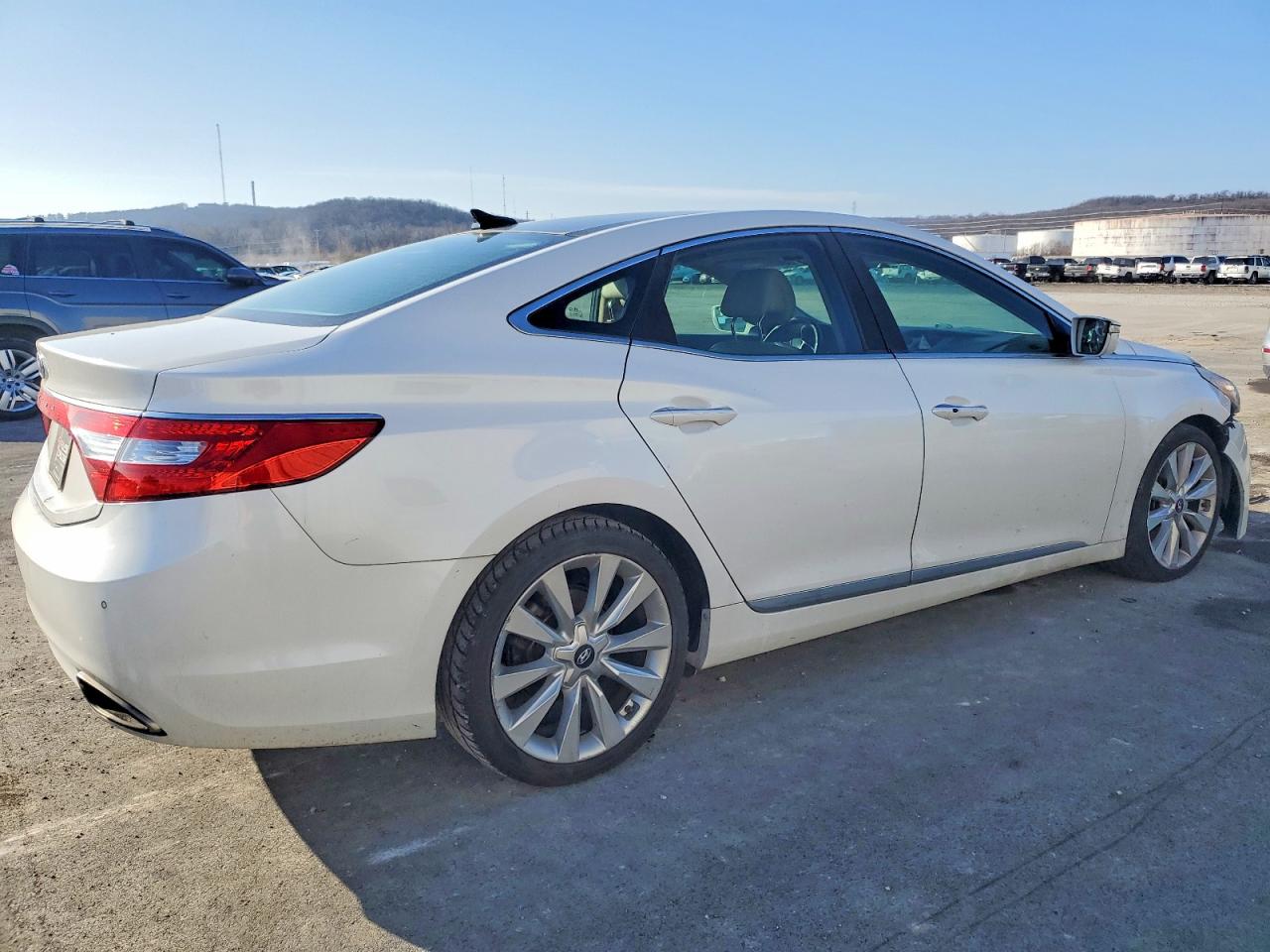 2013 HYUNDAI AZERA GLS photo 3