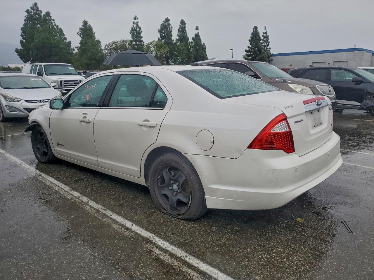 2012 FORD FUSION HYBRID photo 2