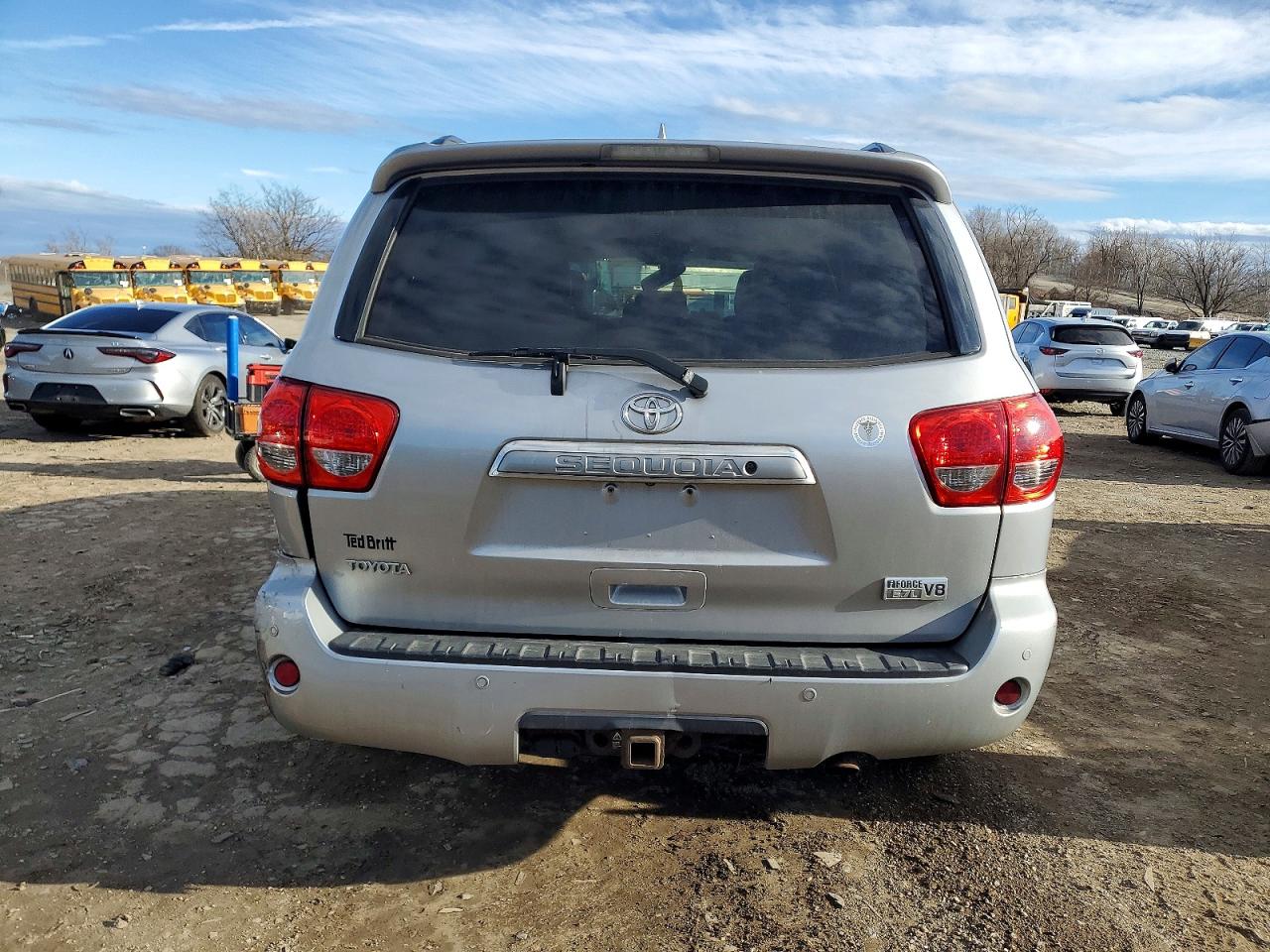 2011 TOYOTA SEQUOIA LIMITED photo 6