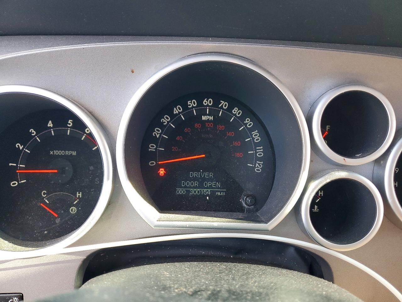 2011 TOYOTA SEQUOIA LIMITED photo 9