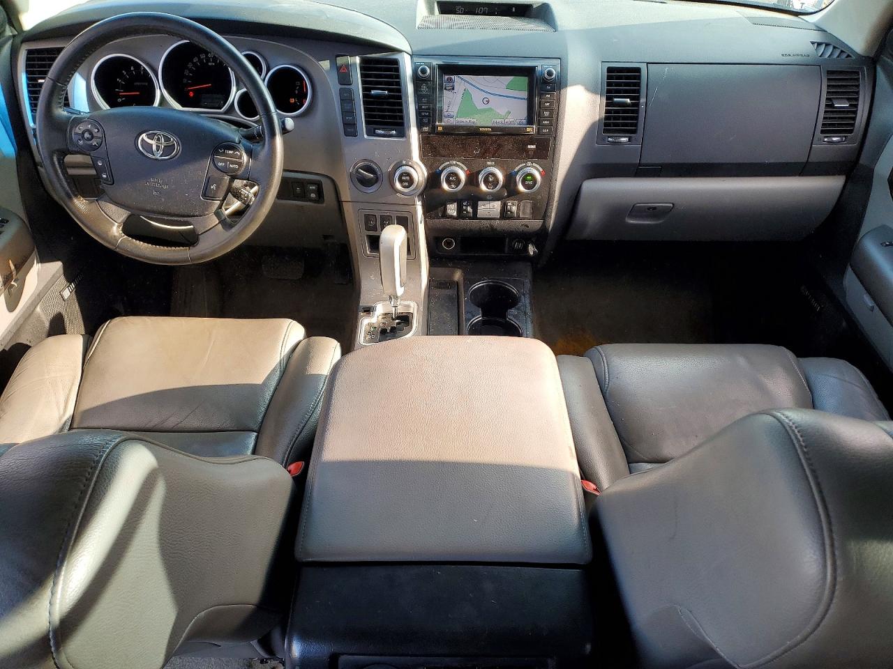 2011 TOYOTA SEQUOIA LIMITED photo 8