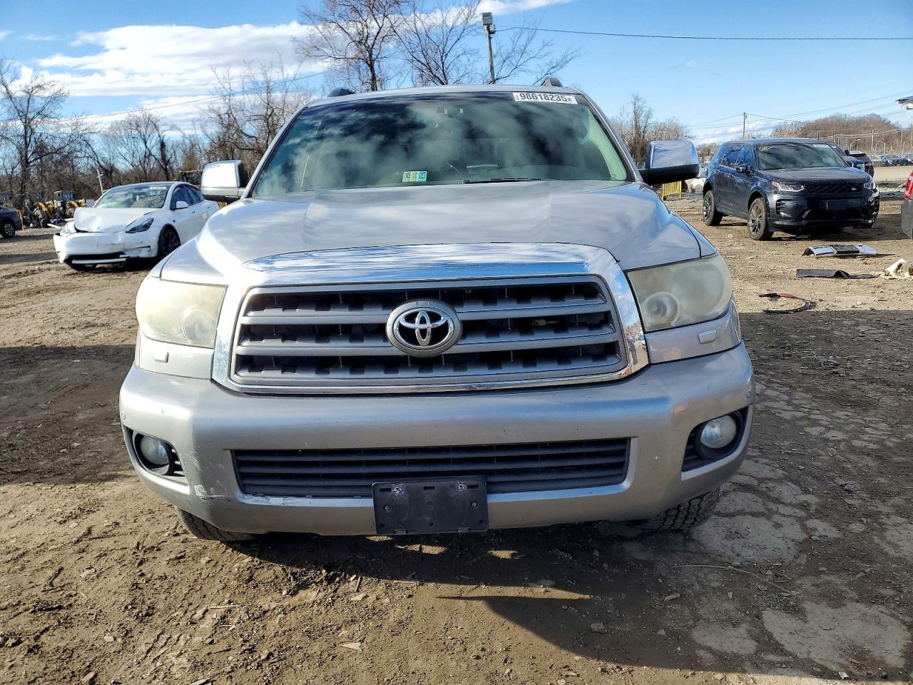 2011 TOYOTA SEQUOIA LIMITED photo 5