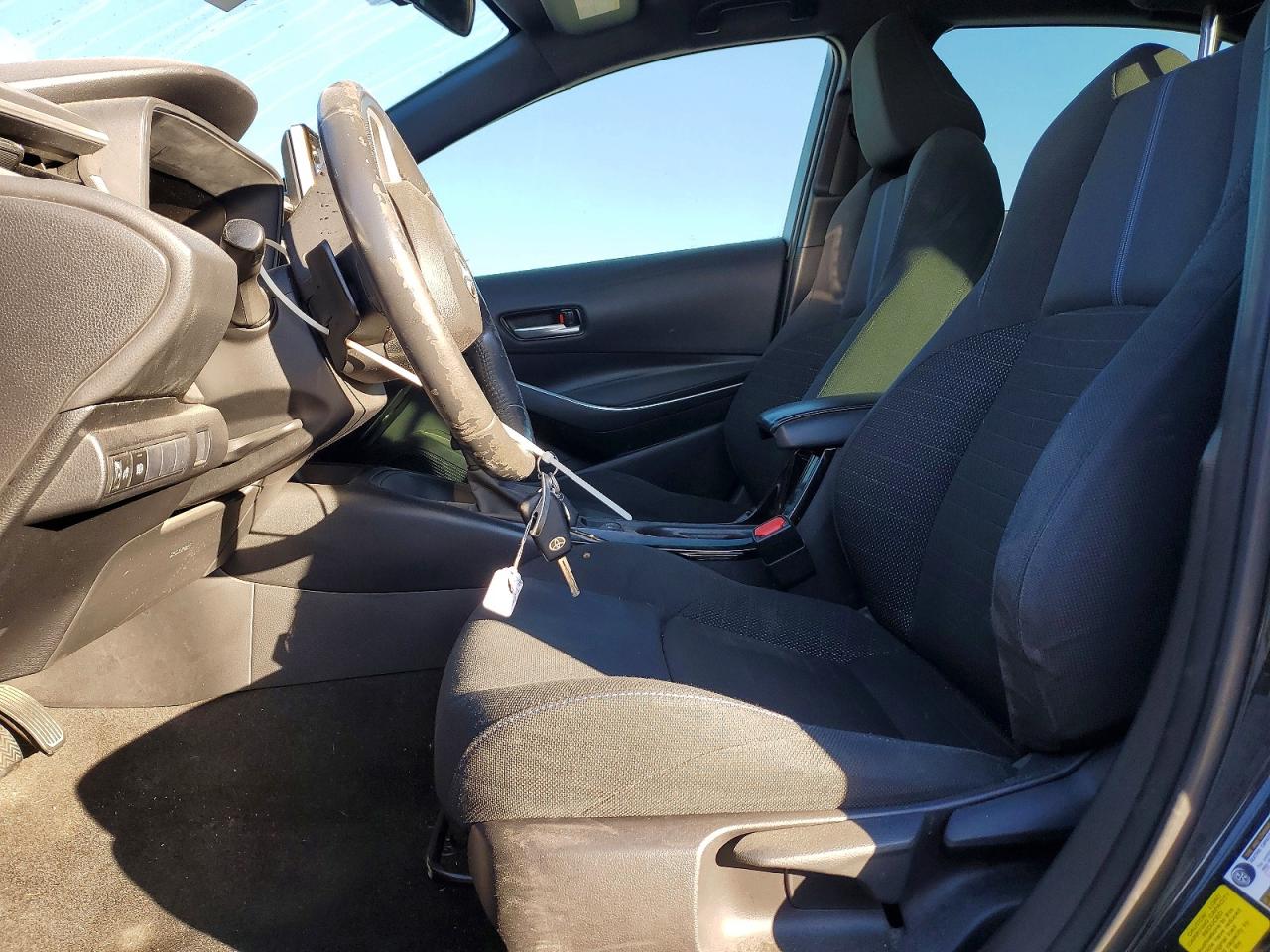 2020 TOYOTA COROLLA SE photo 7