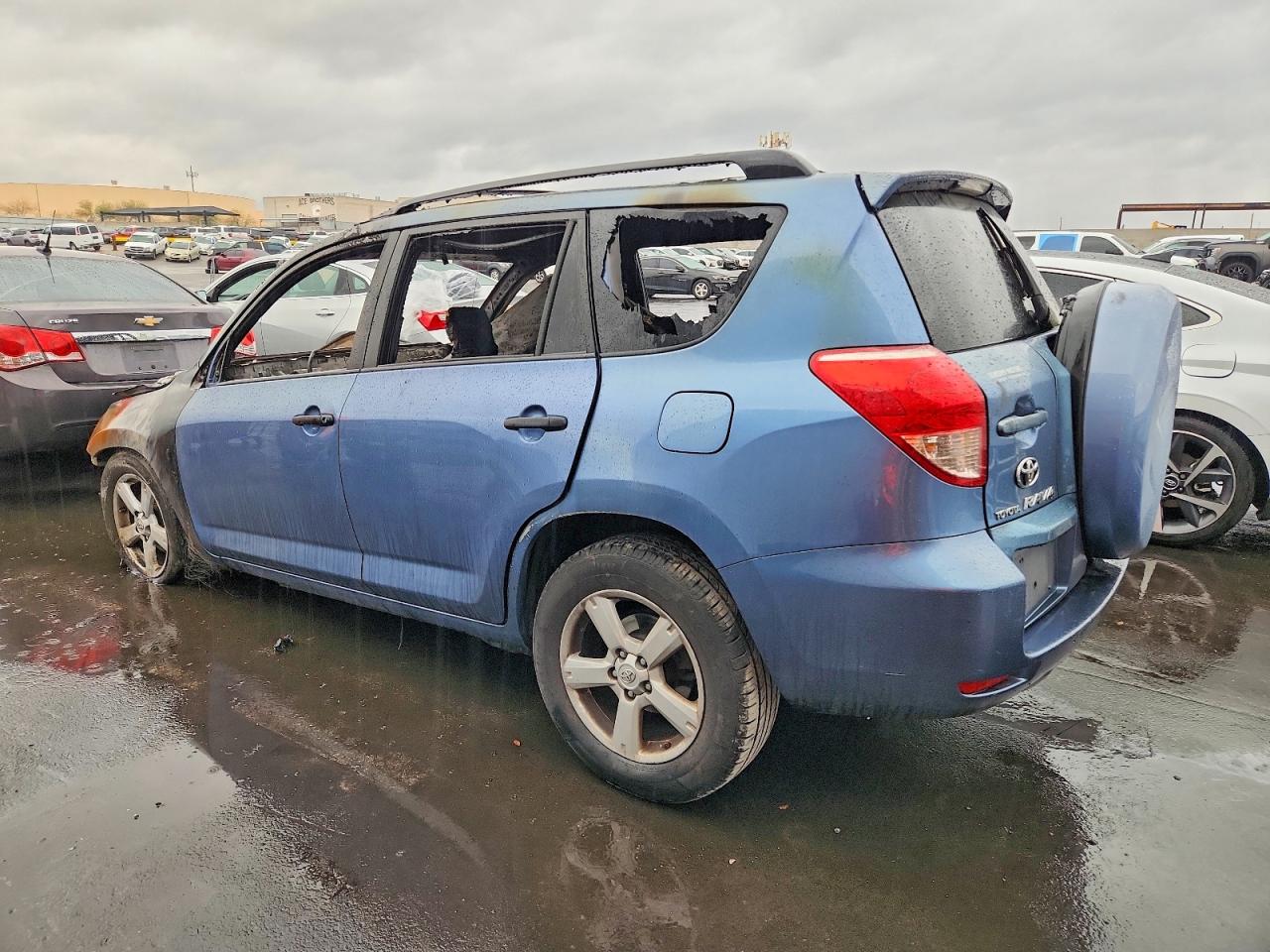 2006 TOYOTA RAV4 photo 2