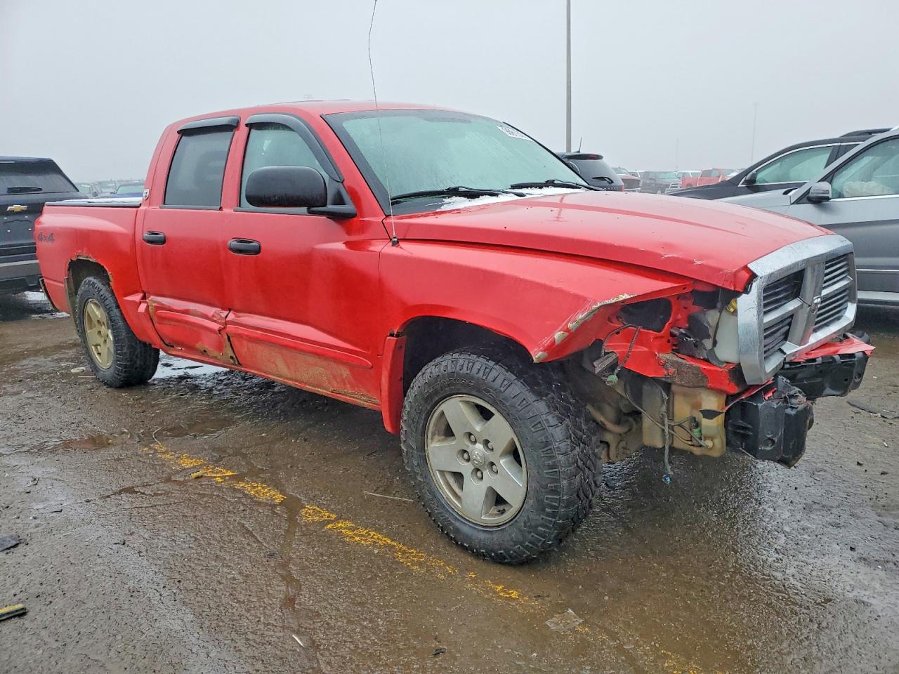 2005 DODGE DAKOTA QUAD SLT photo 4