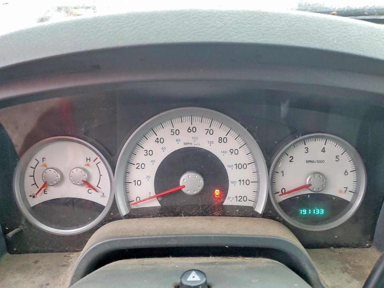 2005 DODGE DAKOTA QUAD SLT photo 9