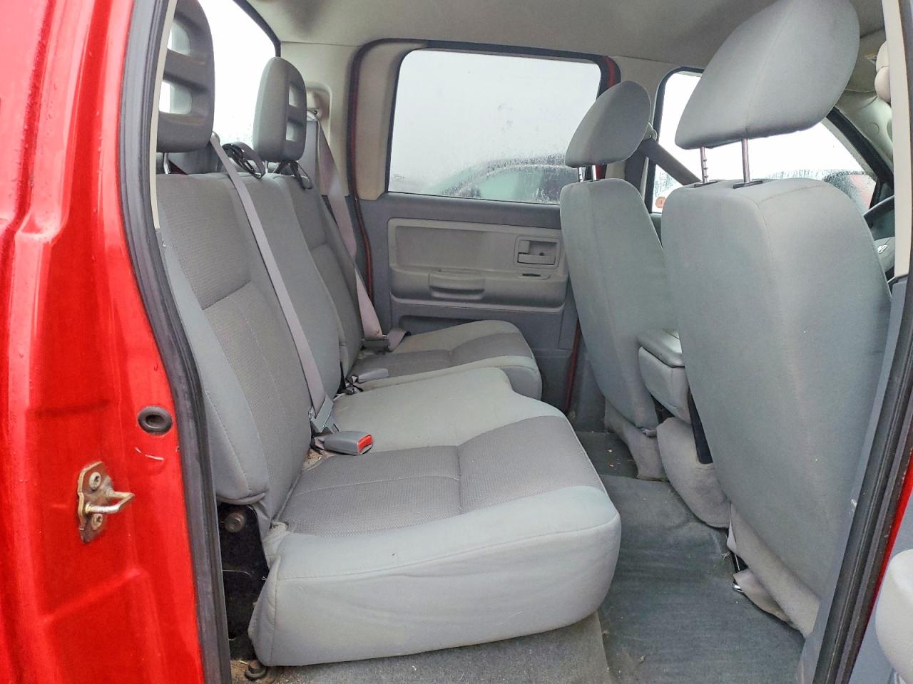 2005 DODGE DAKOTA QUAD SLT photo 10