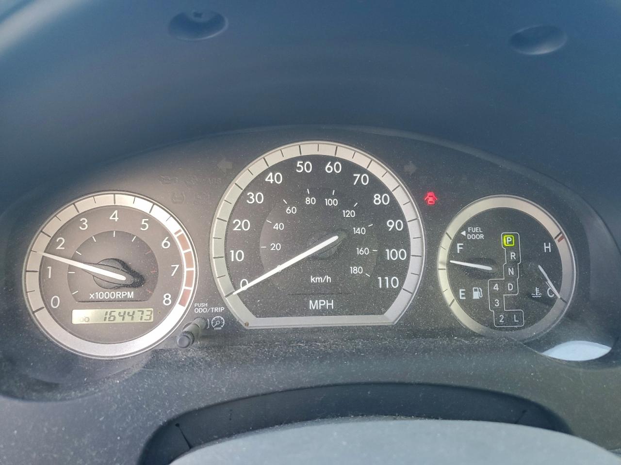 2004 TOYOTA SIENNA CE photo 9