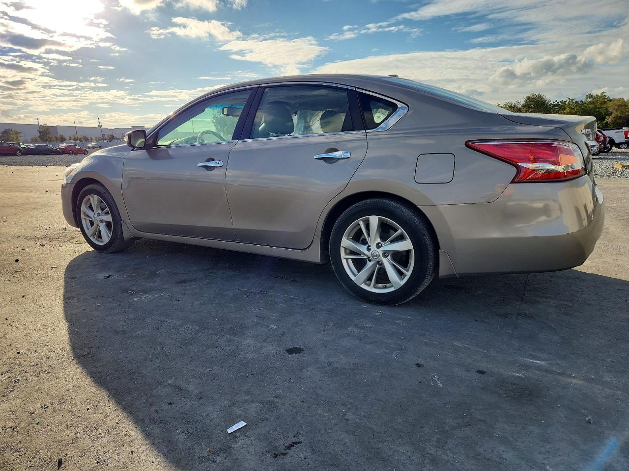 2013 NISSAN ALTIMA 2.5 photo 2