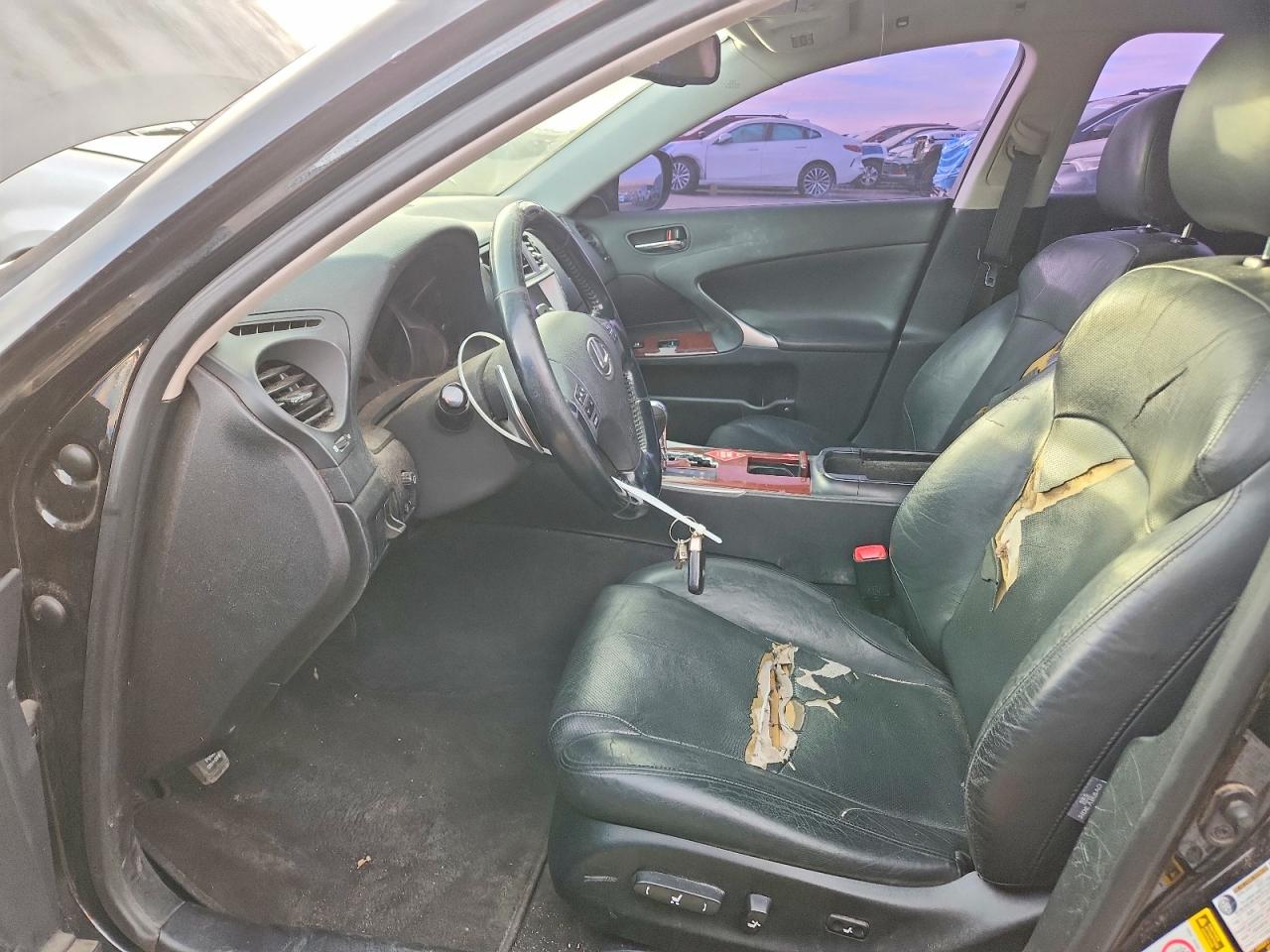 2008 LEXUS IS 250 photo 7