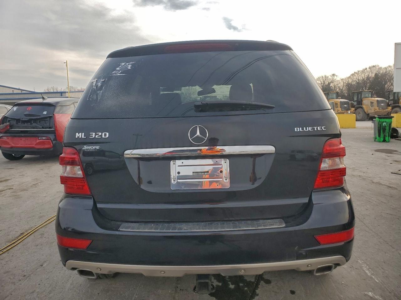 2009 MERCEDES-BENZ ML photo 6