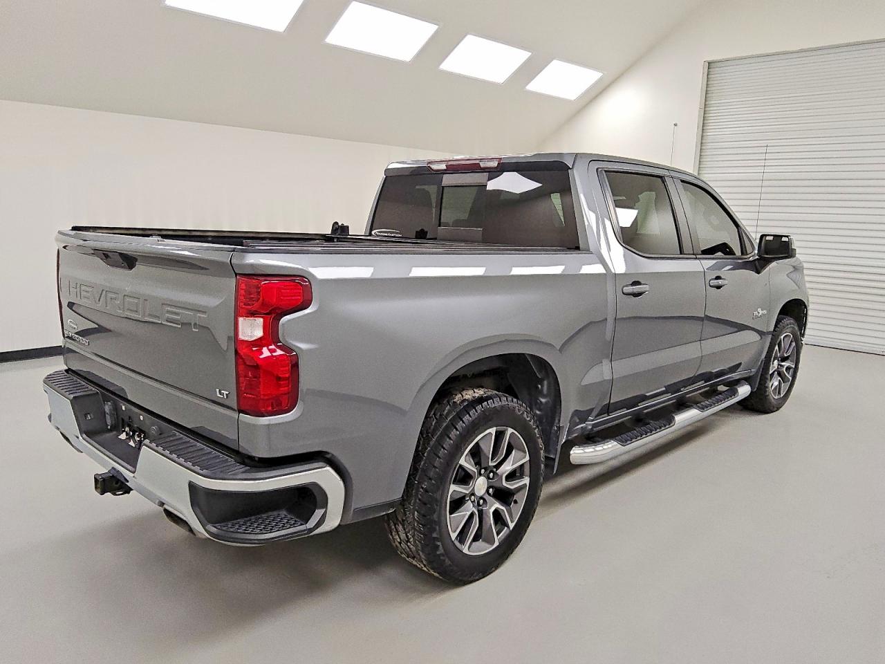 2021 CHEVROLET SILVERADO K1500 LT photo 3