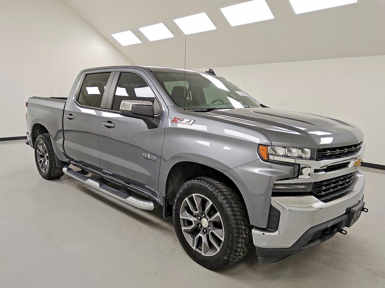 2021 CHEVROLET SILVERADO K1500 LT photo 4
