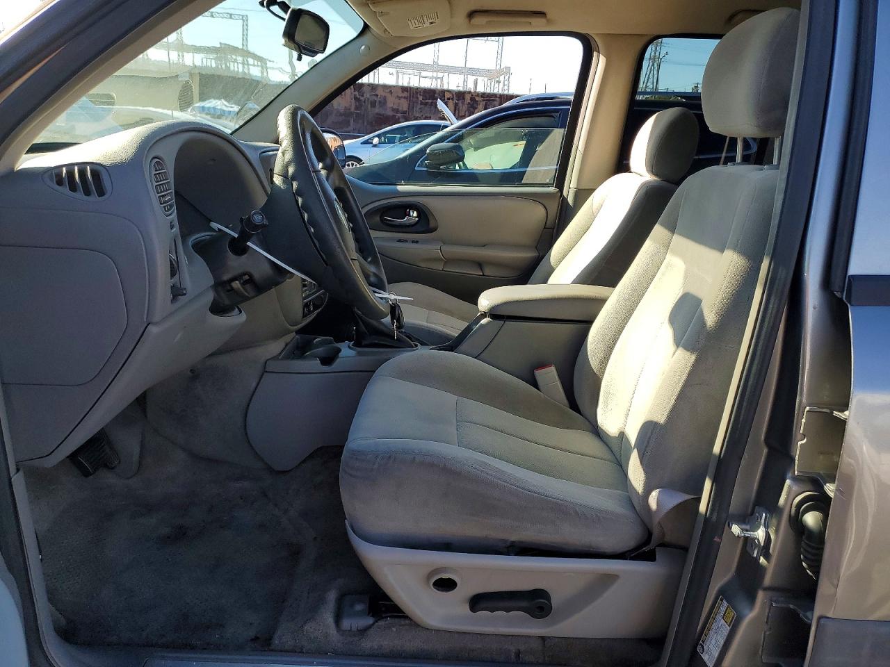 2005 CHEVROLET TRAILBLAZER LS photo 13