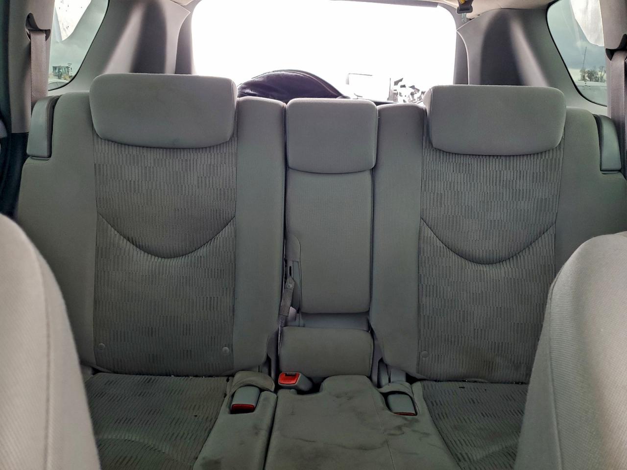 2010 TOYOTA RAV4 photo 10