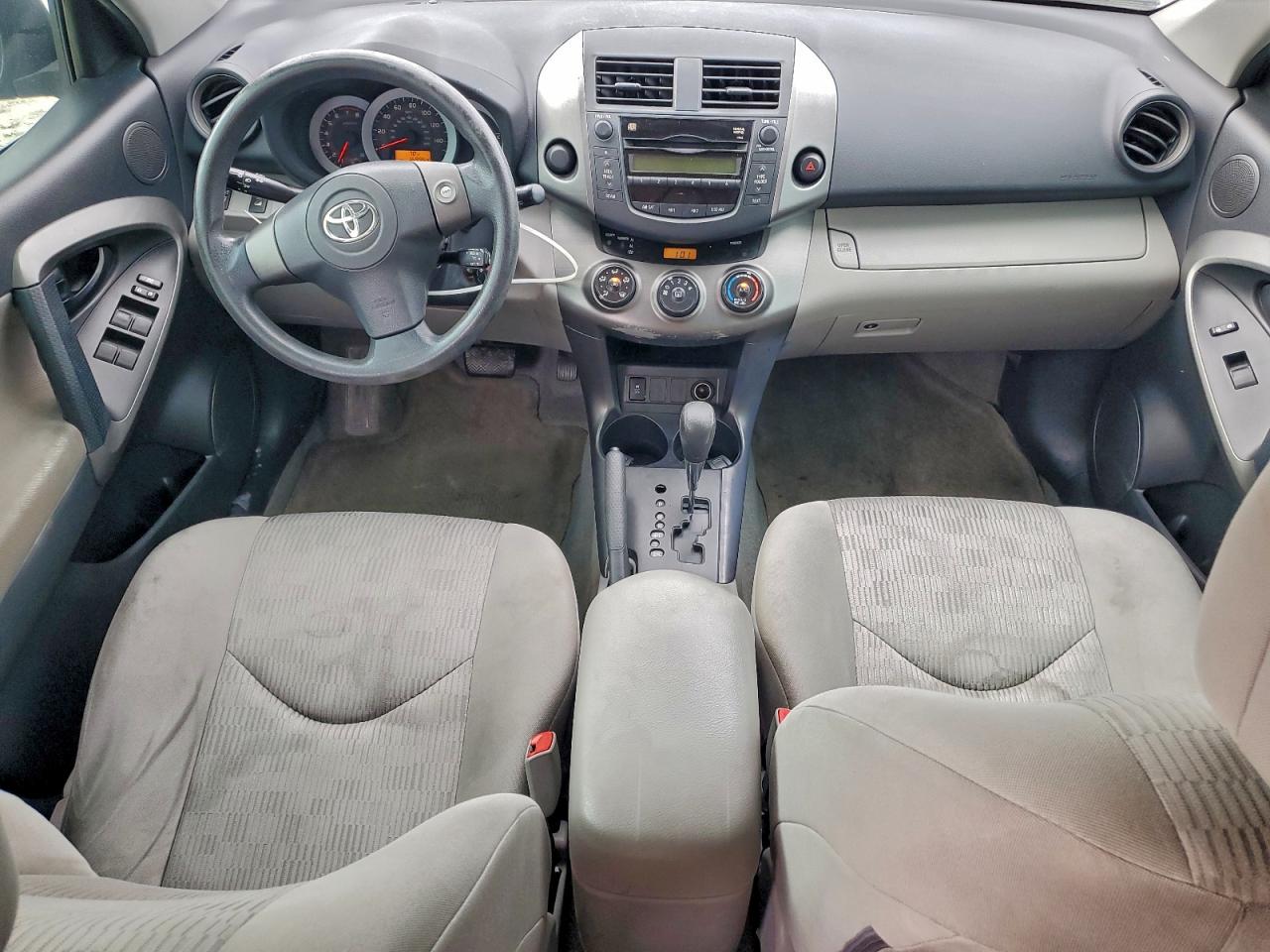 2010 TOYOTA RAV4 photo 8