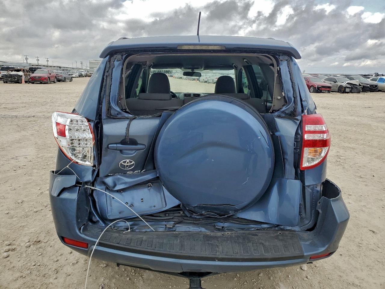 2010 TOYOTA RAV4 photo 6