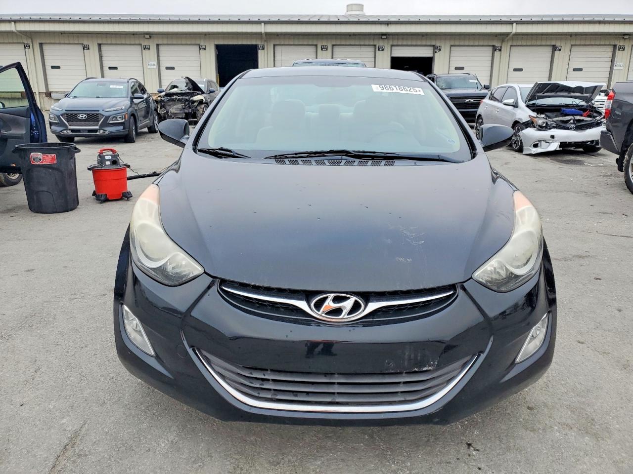 2013 HYUNDAI ELANTRA GLS photo 5