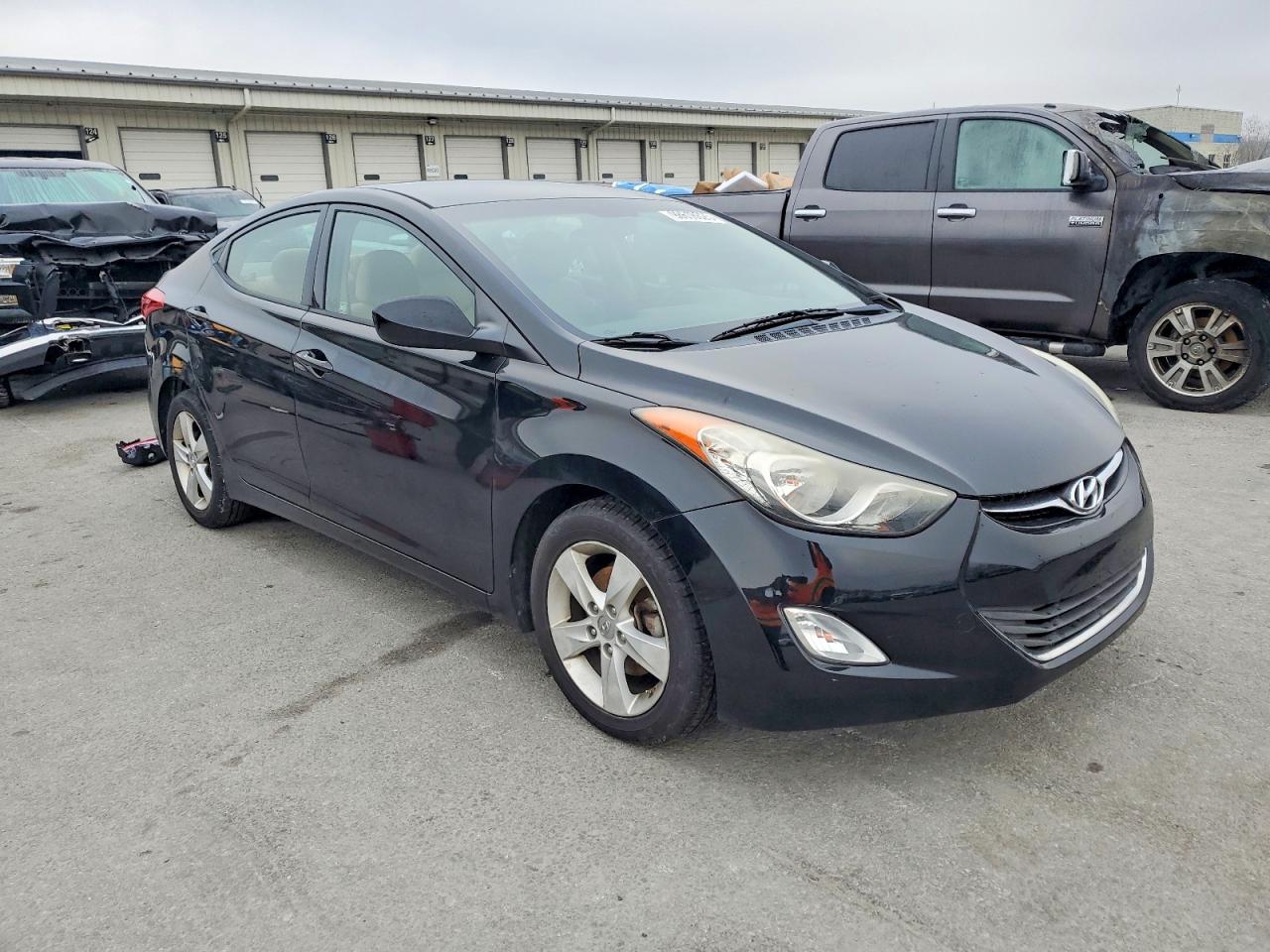 2013 HYUNDAI ELANTRA GLS photo 4